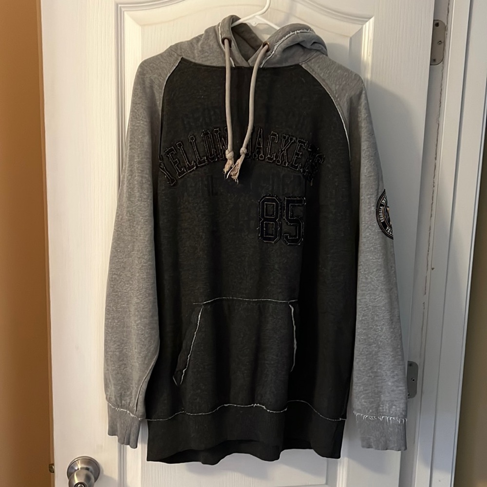 Vintage Men’s Georgia Tech Pullover Hoodie, gray, XL